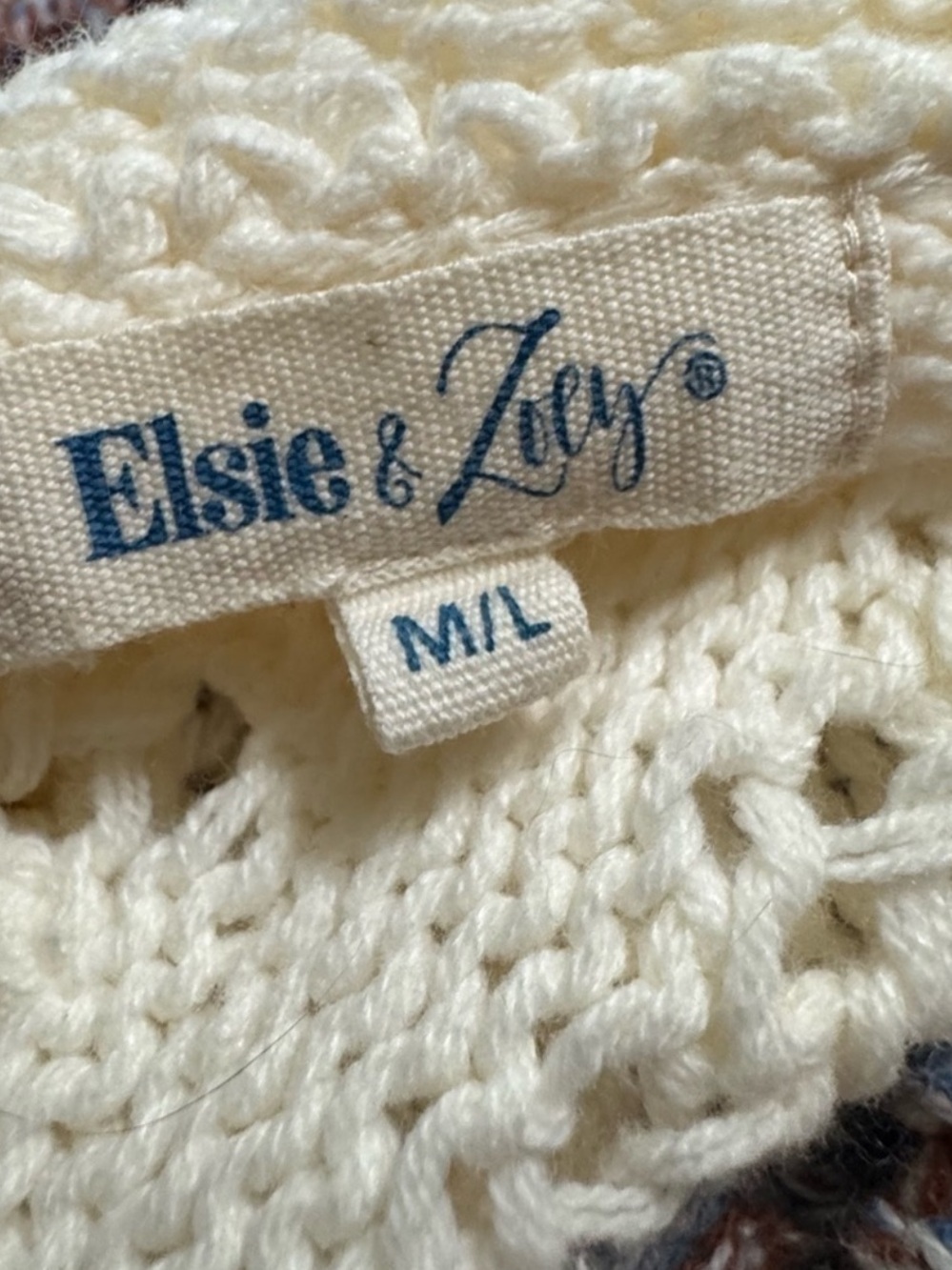 ELSIE & ZOOEY BOHO STYLE SWEATER SIZE M/L - Picture 5 of 8